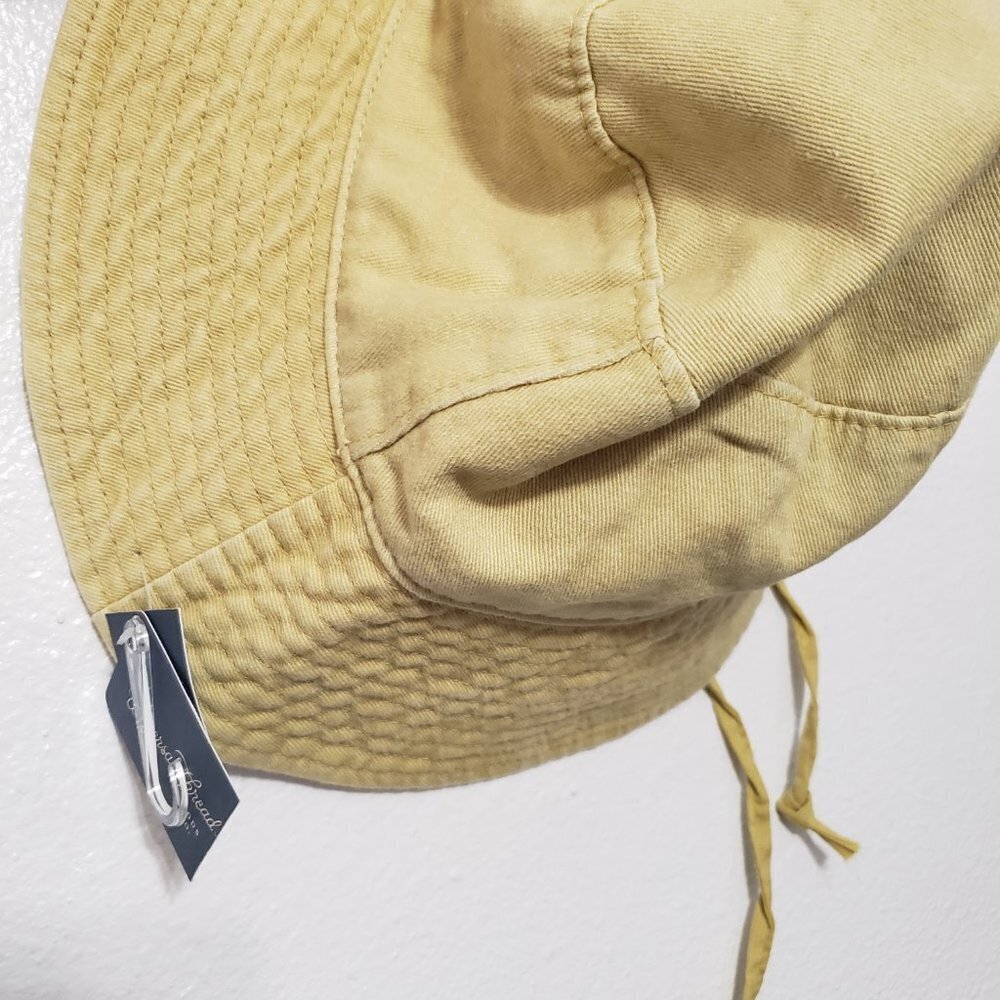Universal Thread Hat - Picture 3 of 7